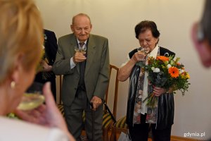 Pamiątkowe Medale za Długoletnie Pożycie Małżeńskie z rąk prezydenta Gdyni Wojciecha Szczurka odebrały kolejne gdyńskie pary // fot. Paweł Kukla