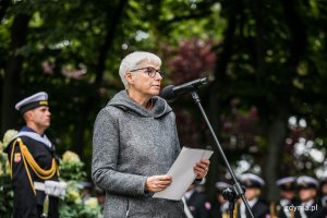 Niedzielne uroczystości z okazji Dnia Sybiraka przed pomnikiem „W hołdzie zesłańcom Sybiru”. Na zdjęciu Joanna Zielinska - przewodnicząca Rady Miasta Gdyni // fot. Karol Stańczak