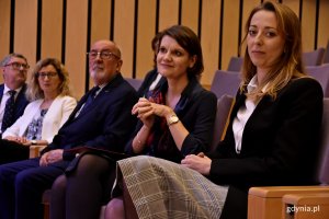 Magdalena Marcinkowska z MKiDN i Katarzyna Gruszecka-Spychała podczas otwarcia konferencji, fot. P. Kukla