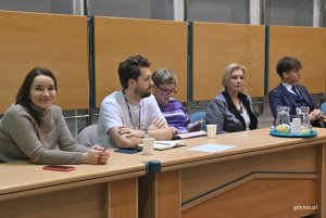 Na zdjęciu (od lewej): radna Anna Szpajer, specjalista ds. praw człowieka Filip Śmigielski, radna Beata Horała, radna Beata Zastawna, były młodzieżowy radny Paweł Timoszyk (fot. Magdalena Starnawska)