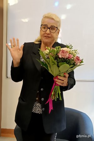 Kobieta z kwiatami