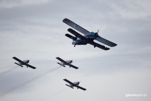 Pokazy LOTOS Gdynia Aerobaltic w piątek, fot. AM Studio / Adam Szczuka