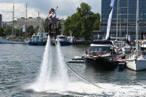 Pokaz sportów wodnych (fot. Magdalena Starnawska)