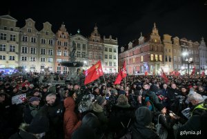 Mieszkańcy Trójmiasta w poniedziałek pożegnali prezydenta Gdańska Pawła Adamowicza, fot. Karol Stańczak