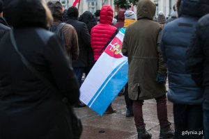 Gdynianie solidaryzowali i łączyli się w bólu z gdańszcznami // fot. Karol Stańczak