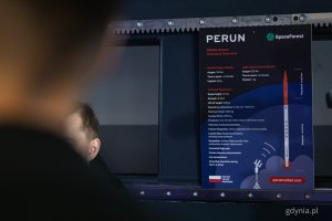 Prezentacja rakiety PERUN w siedzibie firmy SpaceForest w Gdyni (fot. Kamil Złoch)