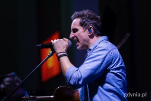 Koncert zespołu Zakopower. Gala finałowa X edycji Przeglądu Teatrów Amatorskich „Kurtyna” w gdyńskim Małym Kacku (fot. Paweł Budziński)