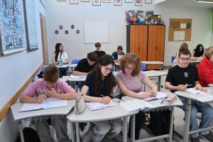 Uczniowie SP 21 podczas zajęć