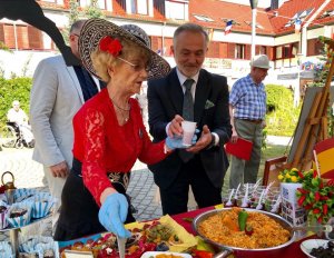 Z seniorami spotkał się także prezydent Wojciech Szczurek // fot. Ilona Budzbon, Laboratorium Innowacji Społecznych