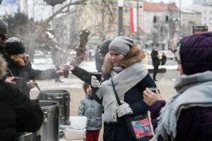 Urodzinowy toast gorącą czekoladą // fot. Karol Stańczak