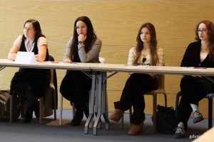 Okrągły Stół „HPV Free” w Gdyni, na zdjęciu uczennice z II LO  (fot. Katarzyna Balcerzak)