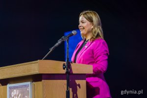 Przy m&oacute;wnicy Oktawia Gorzeńska, wiceprezydentka Gdyni