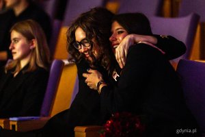 Kornelia Wieczorek i Jagoda Sułek. Gala finałowa Konkursu Explory w centrum konferencyjnym PPNT Gdynia (fot. Kamil Złoch)