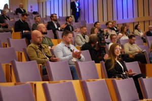 Uczestnicy Metropolitalnego Forum i Targ&oacute;w &bdquo;Efektywny Samorząd&rdquo;