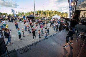 Totalny kosmos, czyli otwarcie nowego kompleksu w Chwarznie-Wiczlinie dla mieszkańców, fot. Adam Małecki