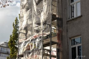 Prace remontowe dotowane przez miasto – budynek przy skwerze Kościuszki 14 (fot. Kamil Złoch)