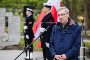 W sobotę 13 kwietnia, w Dzień Pamięci Ofiar Zbrodni Katyńskiej, Gdynia oddała hołd Polakom zamordowanym przez NKWD. Gdyński samorząd reprezentował radny Zenon Roda. Fot. Karol Stańczak. 