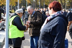 W Gdyni tradycyjnie odbywa się zbiórka pieniędzy na rzecz Hospicjum imienia św. Wawrzyńca, fot. M. Puszczewicz