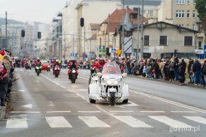 Przejazd przez Gdynię w ramach 23. edycji akcji &bdquo;Mikołaje na motocyklach&rdquo; (fot. Paweł Budziński)