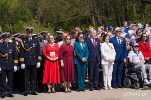 W obchodach wzięli udział m.in.: senator Sławomir Rybicki, posłanki Wioleta Tomczak i Dorota Arciszewska-Mielewczyk, wicewojewoda pomorski Emil Rojek, wiceprezydentka Gdyni Oktawia Gorzeńska, wiceprzewodniczący Rady Miasta Gdyni Ireneusz Trojanowicz, radni miasta &ndash; Agnieszka Tokarska i Norbert Anisowicz