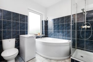 Apartament Carpe Diem, widok na łazienkę