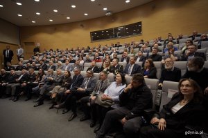 Uczestnicy uroczystości w audytorium Muzeum Marynarki Wojennej 