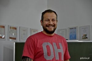 Tomasz Wosiak odwiedził uczniów ze swojej byłej szkoły - Zespołu Szkół Hotelarsko-Gastronomicznych w Gdyni // fot. Paweł Kukla