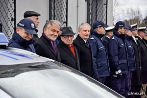 Uroczyste otwarcie nowego komisariatu Policji w Gdyni. Na zdjęciu: Wojciech Szczurek, prezydent Gdyni, abp Sławoj Leszek Głódź, Metropolita Gdański, Dariusz Drelich, wojewoda pomorski // fot. Paweł Kukla