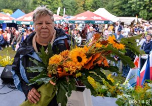 Laureaci konkursu "Gdynia w Kwiatach" odebrali z rąk przewodniczącej Rady Miasta Joanny Zielińskiej nagrody i wyróżnienia // fot. Przemysła Świderski