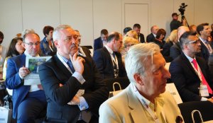 Sekretarze samorządów z całej Polski rozmawiają w Gdyni // fot. Magdalena Czernek