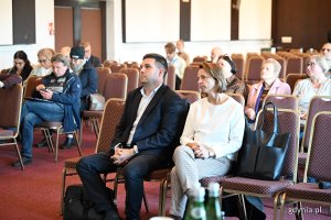 Na zdjęciu: wiceprezydent Gdyni Maciej Zielonka, radna Larysa Kramin (fot. Michał Puszczewicz)