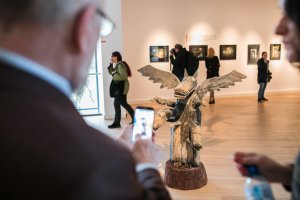 Otwarcie wystawy prac Józefa Wilkonia w Muzeum Miasta Gdyni.