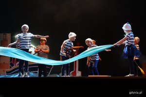 VIII Koncert Patriotyczny &bdquo;Wolna jak ptak&rdquo;, na zdjęciu dzieci z Przedszkola nr 43 &bdquo;Jantarek&rdquo;(fot. Katarzyna Balcerzak)