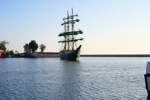 Żaglowiec na morzu
