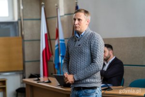 Piotr Kajut, członek Rady ds. Mężczyzn w Gdyni, podczas pierwszego posiedzenia rady