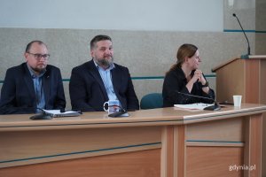 Na zdjęciu od lewej: Mariusz Bzdęga, Tadeusz Szemiot i Aleksandra Kosiorek (fot. Karolina Szypelt)