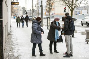 Wolontariusze na ulicach Gdyni podczas 29. finału WOŚP, fot. Karol Stańczak