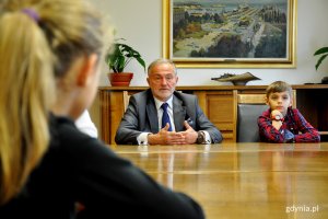 Prezydent Prezydent opowiadał dzieciom o swojej pracy // fot. Marcin Mielewski
