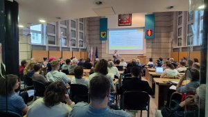 Szczeg&oacute;ły dotyczące wniosk&oacute;w ze spotkania, a także z całego przebiegu konsultacji zostaną uwzględnione w raporcie końcowym, kt&oacute;ry będzie podstawą do dalszych decyzji dotyczących działań ograniczających hałas uliczny w Gdyni (fot. LIS)