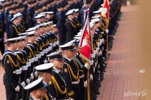 Kompania Reprezentacyjna Marynarki Wojennej uświetniła uroczystą przysięgę wojskową podchorążych Akademii Marynarki Wojennej 