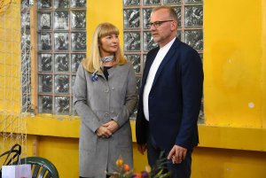 Zmagania uczestników dyktanda obserwował wiceprezydent Gdyni Michał Guć // fot. Michał Puszczewicz