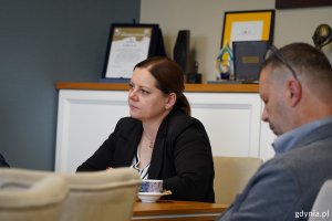 Prezydent Gdyni Aleksandra Kosiorek i Tomasz Kłodda, członek zarządu firmy CRIST SA  podczas spotkania