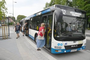 Rewitalizacja to także nowe rozwiązania dla pasażerów komunikacji miejskiej // fot. gdynia.pl
