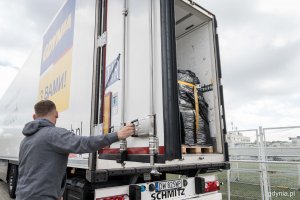 Transport pomocy materialnej z Gdyni do Żytomierza, fot. Kamil Złoch