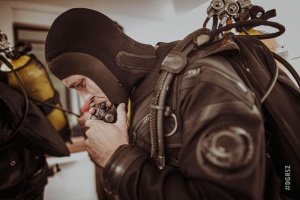 Nurek-miner z 13 Dywizjonu Trałowców w Gdyni w pełnym rynsztunku 