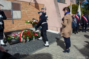 W uroczystościach udział wzięła wiceprezydent Gdyni - Katarzyna Gruszecka-Spychała // fot. Paweł Kukla