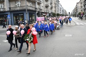 W marszu wzięli udział m.in. wiceprezydent Gdyni Michał Guć oraz przewodnicząca gdyńskiej Rady Miasta Joanna Zielińska // fot. Michał Puszczewicz