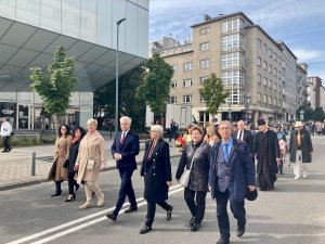 Uroczystości z okazji Dnia Sybiraka przed pomnikiem „W hołdzie zesłańcom Sybiru”.