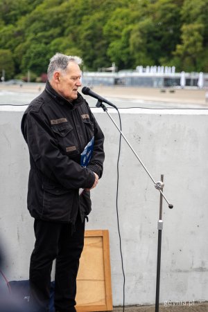 Przemówienie Aleksandra Goska, zastępcy dyrektora Muzeum Marynarki Wojennej w Gdyni (fot. Kamil Złoch)