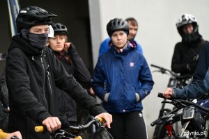 Wycieczka rowerowa w ramach kampanii &bdquo;Jak szkoła to dwa koła&rdquo;